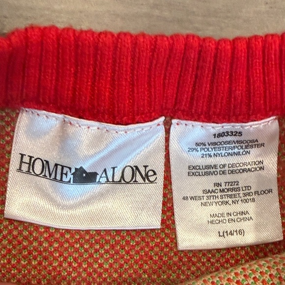 NWOT, Red Christmas Sweater Home Alone design - Picture 4 of 7